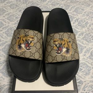 Men’s Gucci Tiger Slides